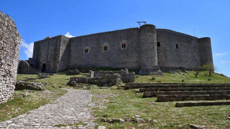 Burg Tornese