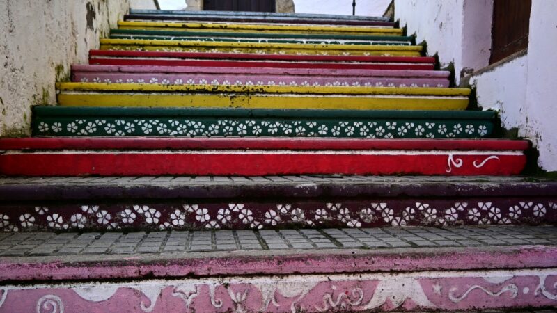 farbige Treppe Begur